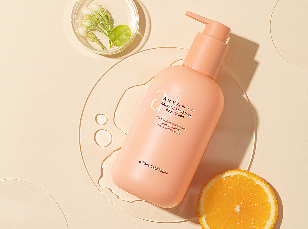 Dior“羽衣霓裳”杠上花西子，國際大牌也想做“中國風(fēng)”